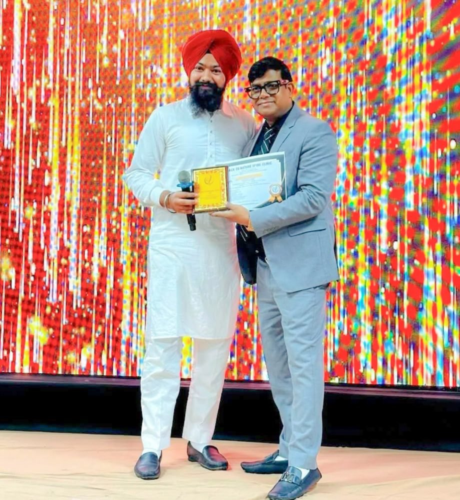 Vishalsajan singh ….. Best chiropractor award 2025 …. By Dr. Rajneesh kant